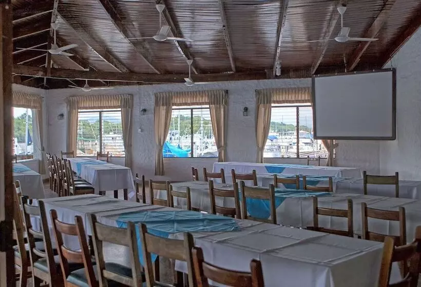 هتل Porto Bello