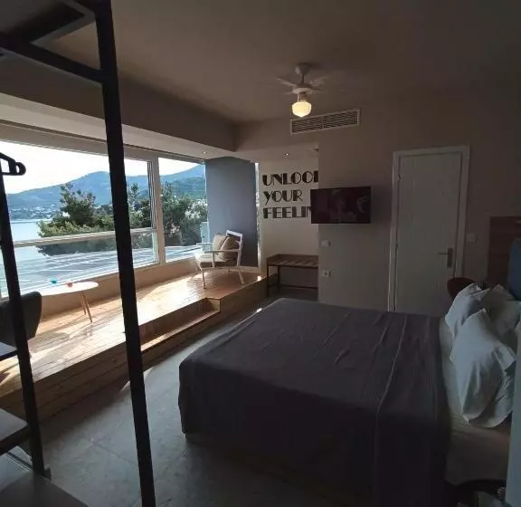 ホテル Porto Palio Beach