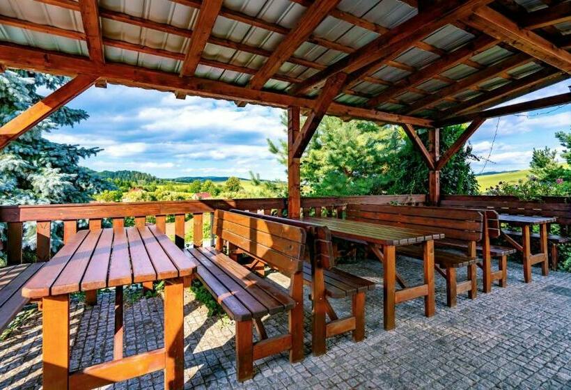 Отель Stará škola Na šumavě