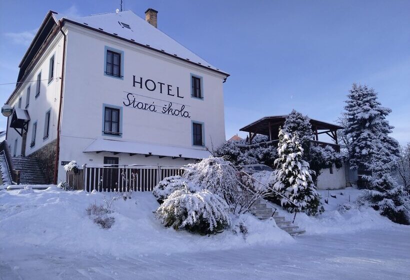 Отель Stará škola Na šumavě