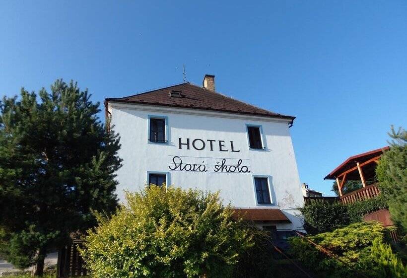Отель Stará škola Na šumavě