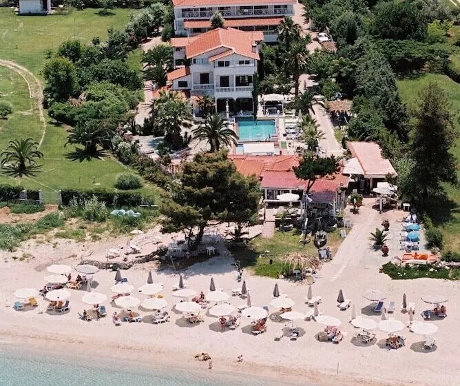 ホテル Villa George