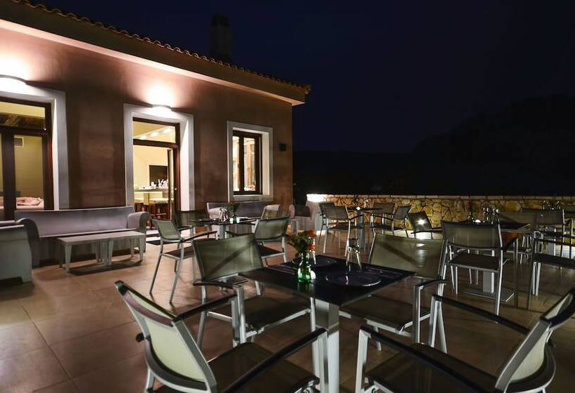 Perivoli Country Hotel & Retreat