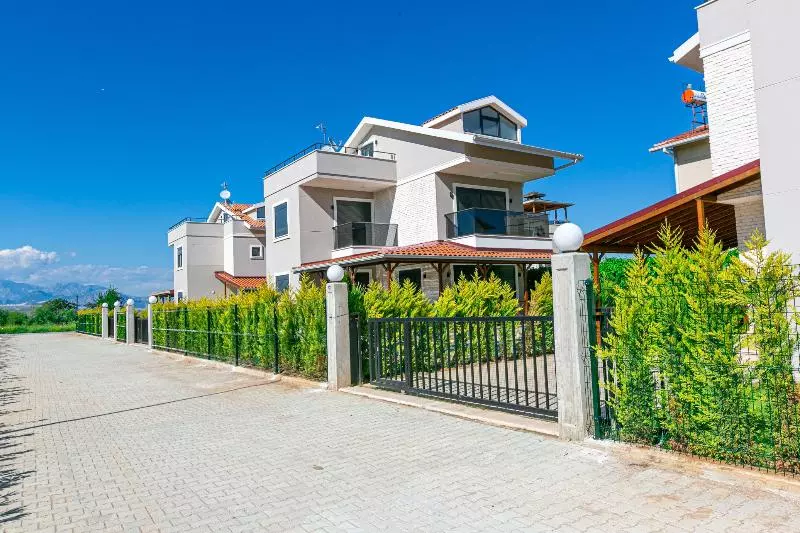 Hotelli Paradise Town Villa Cordelia