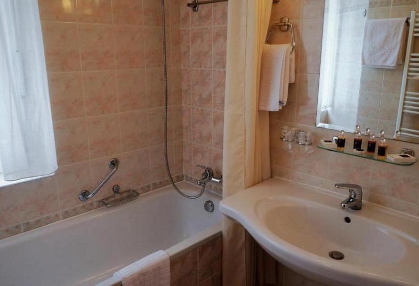 فندق Bristol Vila Tereza