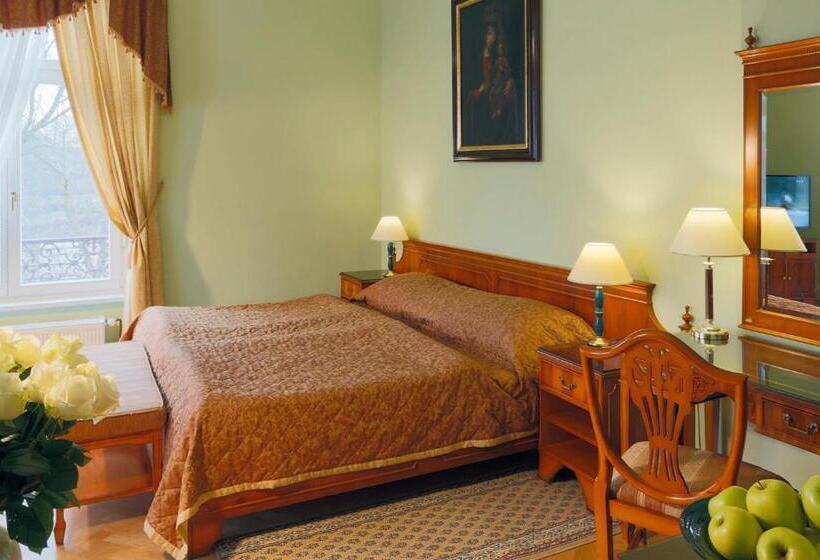 فندق Bristol Vila Tereza