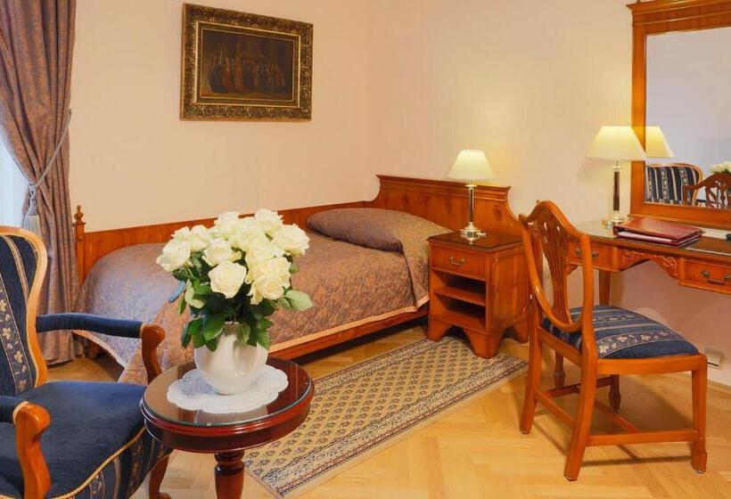 فندق Bristol Vila Tereza