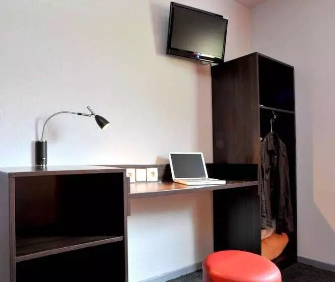 Brit Hotel St Quentin/nord