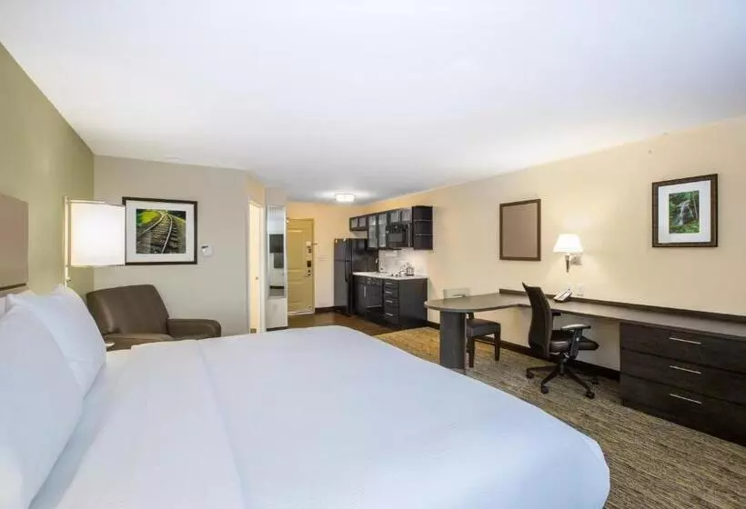 Hotelli Candlewood Suites   Omaha Millard Area, An Ihg
