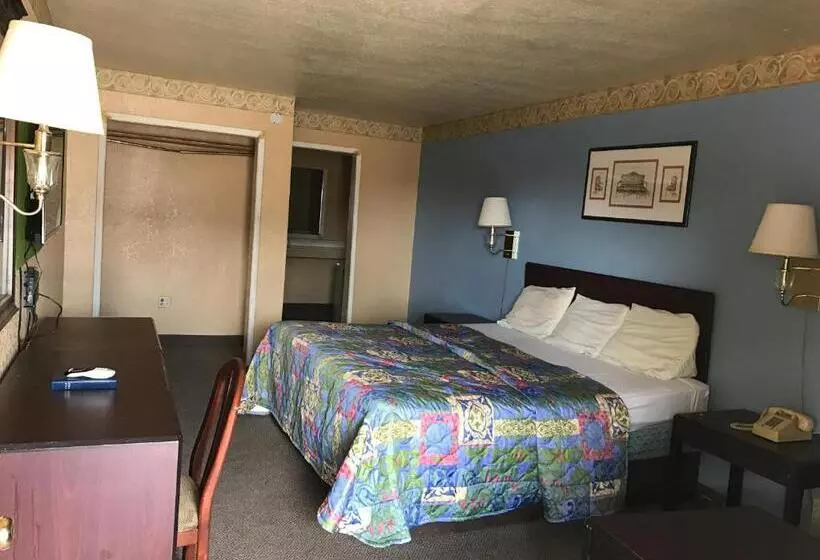 Hotelli Delux Inn