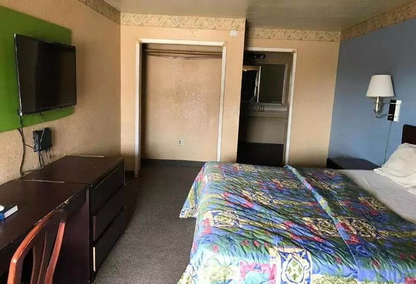 Hotelli Delux Inn