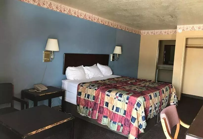 Hotelli Delux Inn