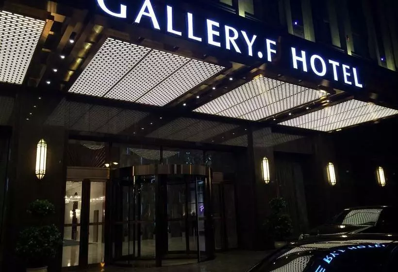 Hotelli Gallery F