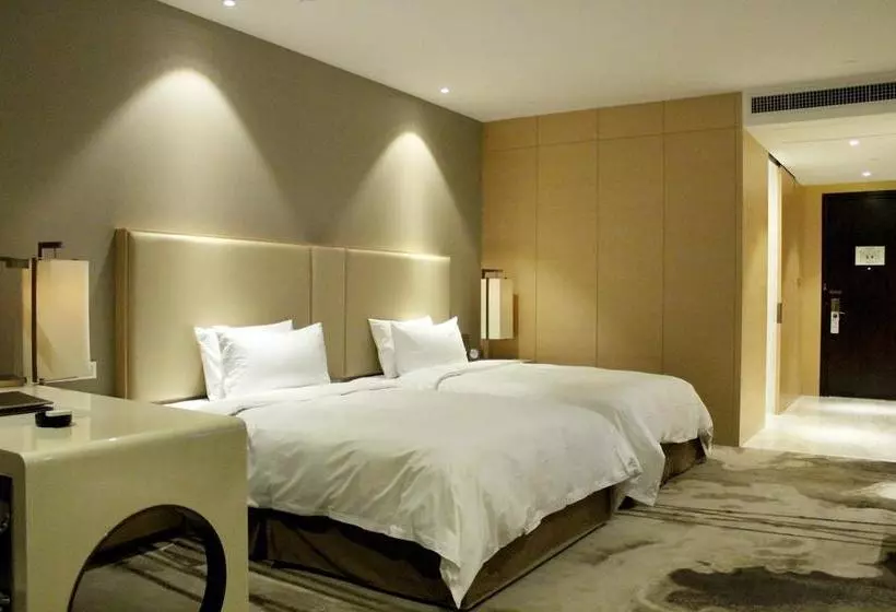 Hotelli Gallery F