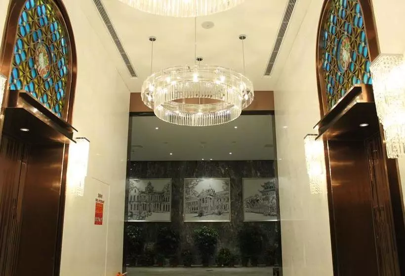 Hotelli Gallery F