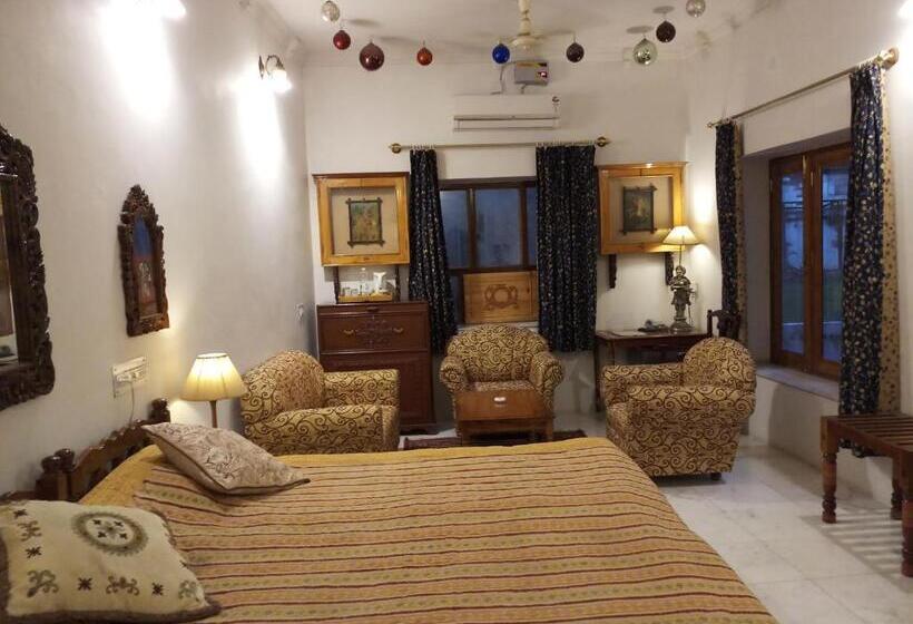 ホテル Haveli Braj Bhushanjee Heritage