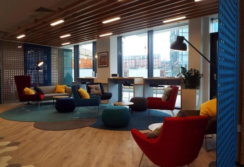 فندق Holiday Inn Express   Stockport, An Ihg