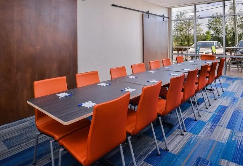 Hotelli Holiday Inn Express & Suites Siloam Springs, An Ihg
