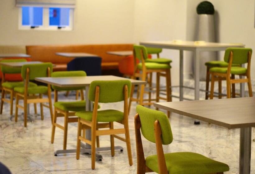 Hotel Holiday Inn Express & Suites   Ciudad Obregon, An Ihg