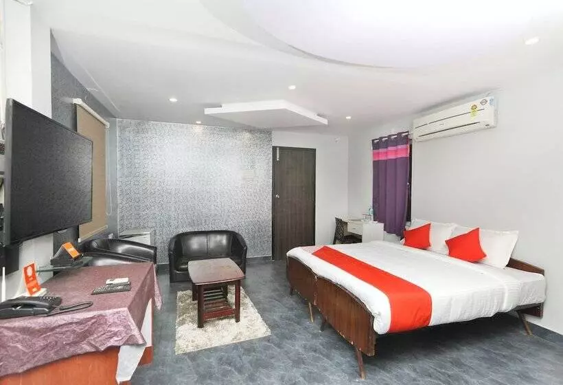 هتل Nakshatra Serviced Apartments-bawa Road