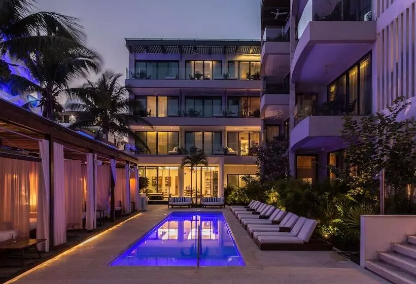 Hotelli Thompson Playa Del Carmen Beach House, By Hyatt