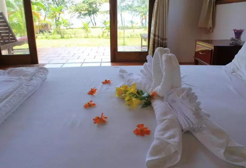Vung Bau Resort