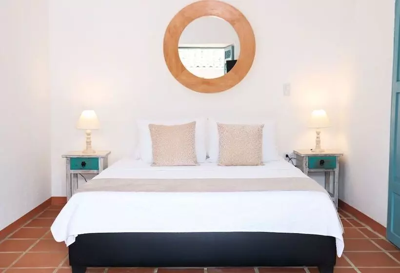 ホテル Camino A Santa Fe