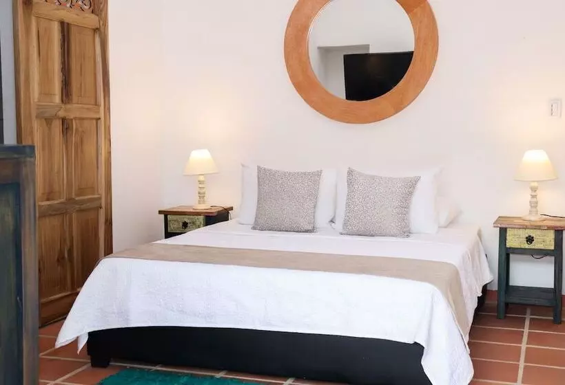 ホテル Camino A Santa Fe