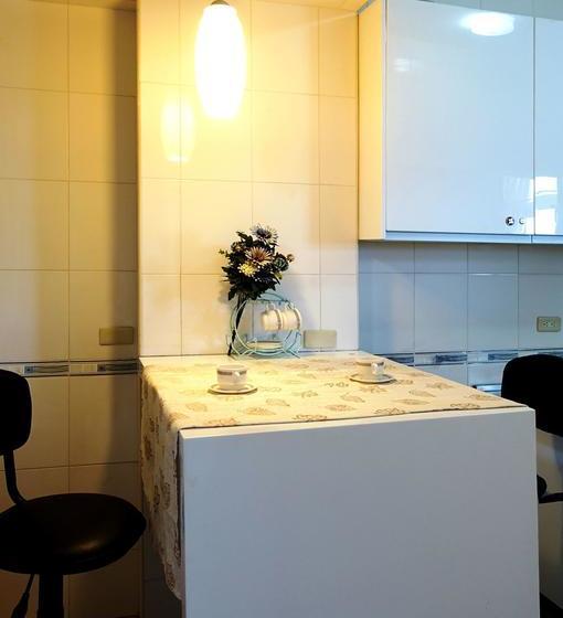 تختخواب و صبحانه Dolphin Castle