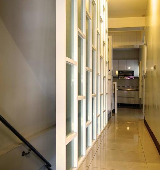 تختخواب و صبحانه Dolphin Castle