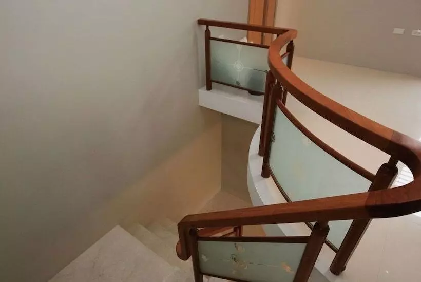 تختخواب و صبحانه 深溝仔庭園民宿