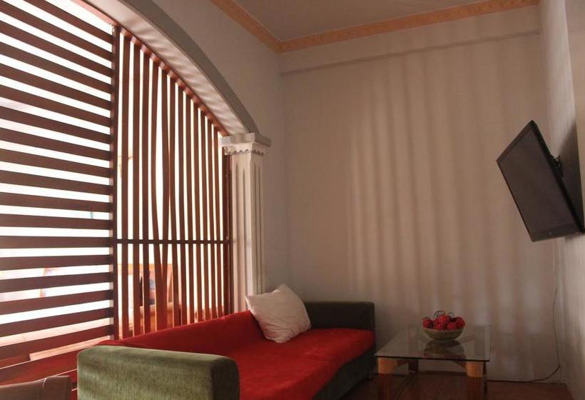 Hi Danang Beach Hostel