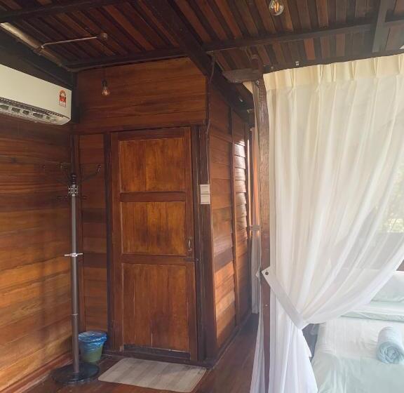 Отель Bao Sheng Durian Farm