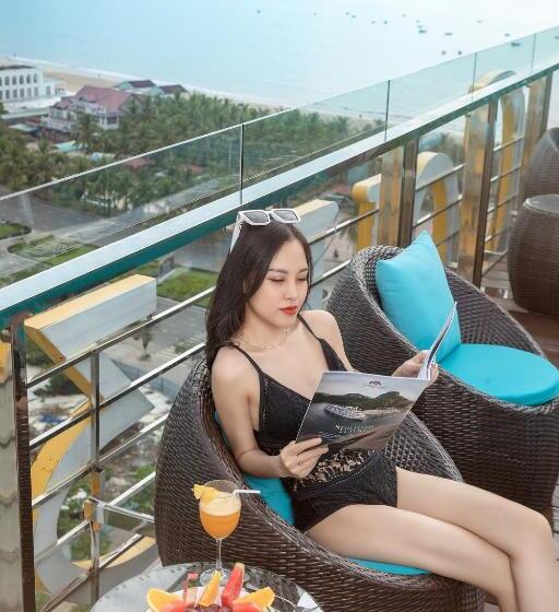 Kova Diamond Hotel Da Nang