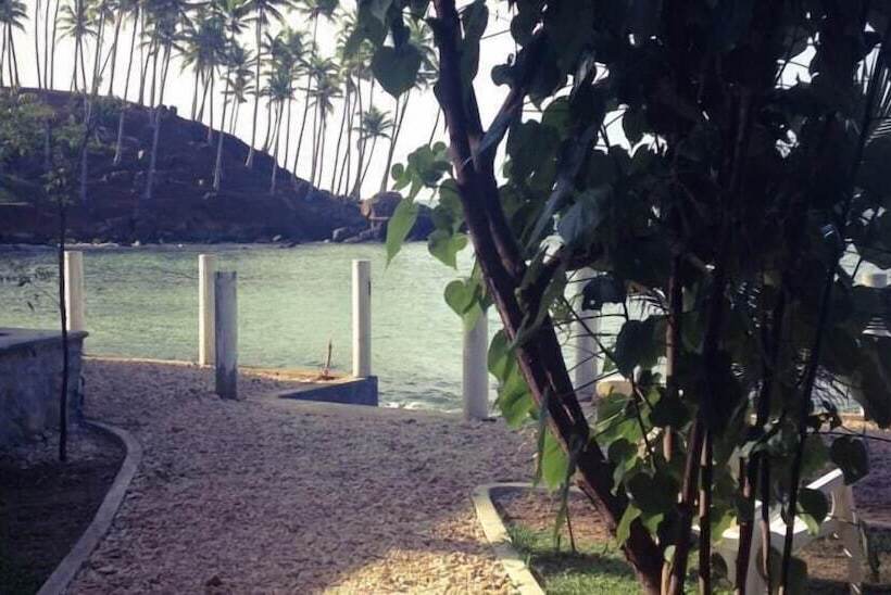 Hotel Mirissa Seastar