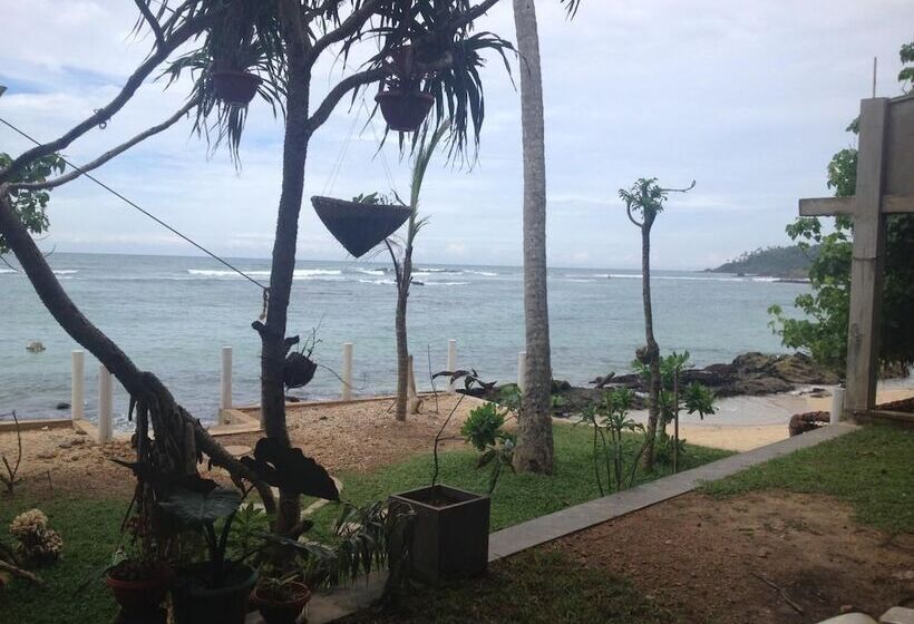 Hotel Mirissa Seastar