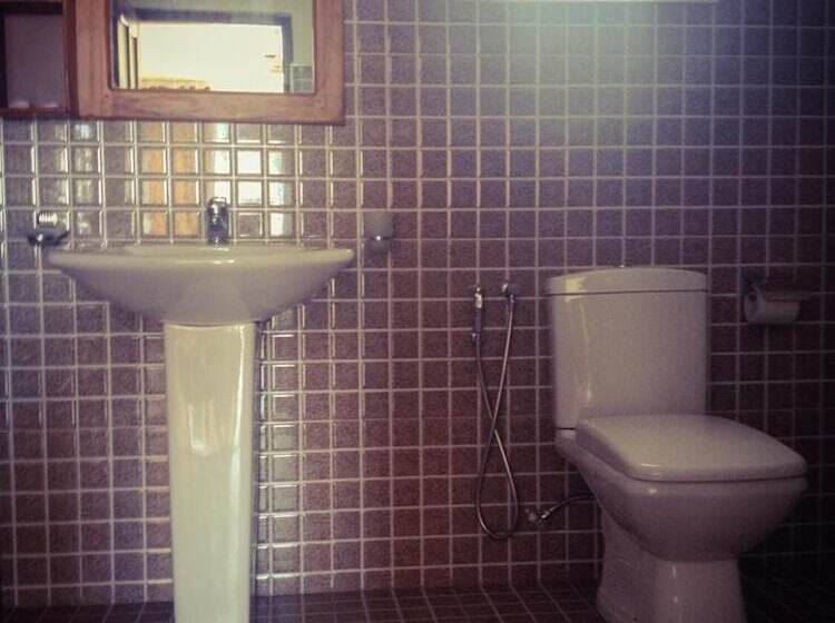 Hotel Mirissa Seastar