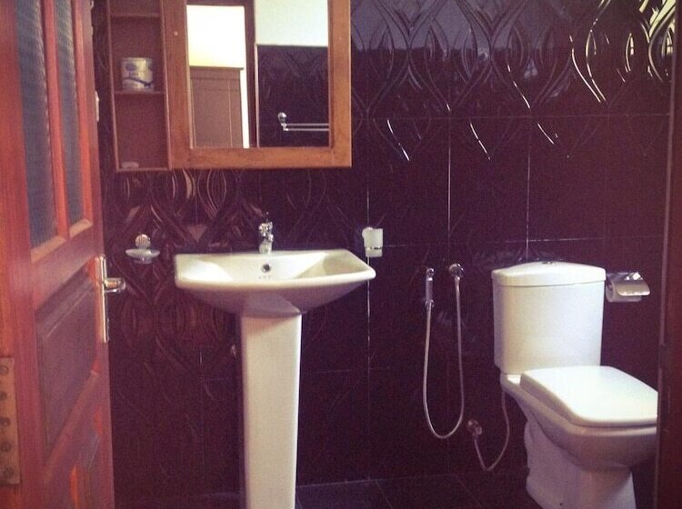 Hotel Mirissa Seastar