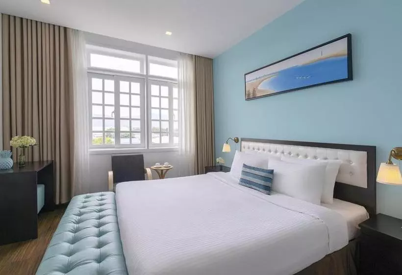 هتل Flora Beach & Spa