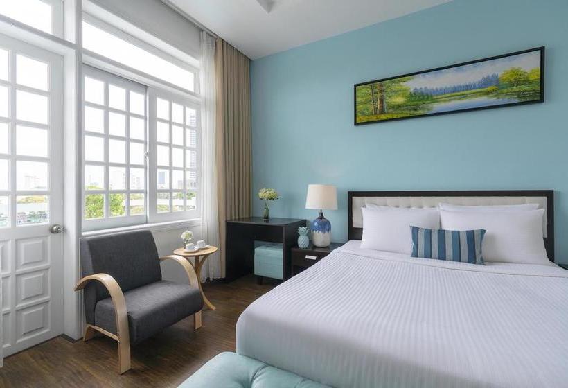 هتل Flora Beach  & Spa