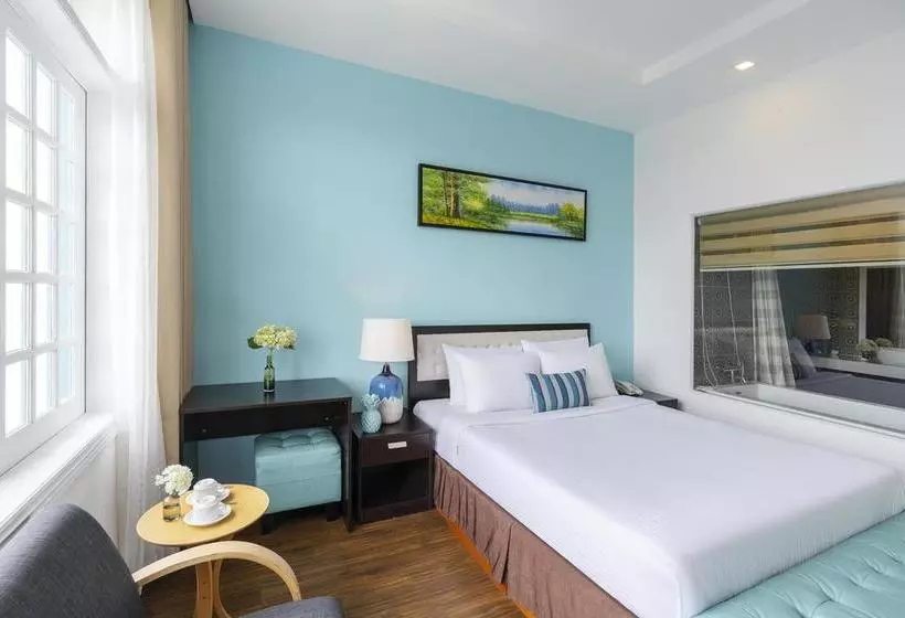 هتل Flora Beach & Spa