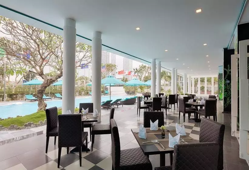 هتل Flora Beach & Spa
