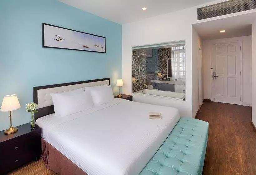 هتل Flora Beach & Spa