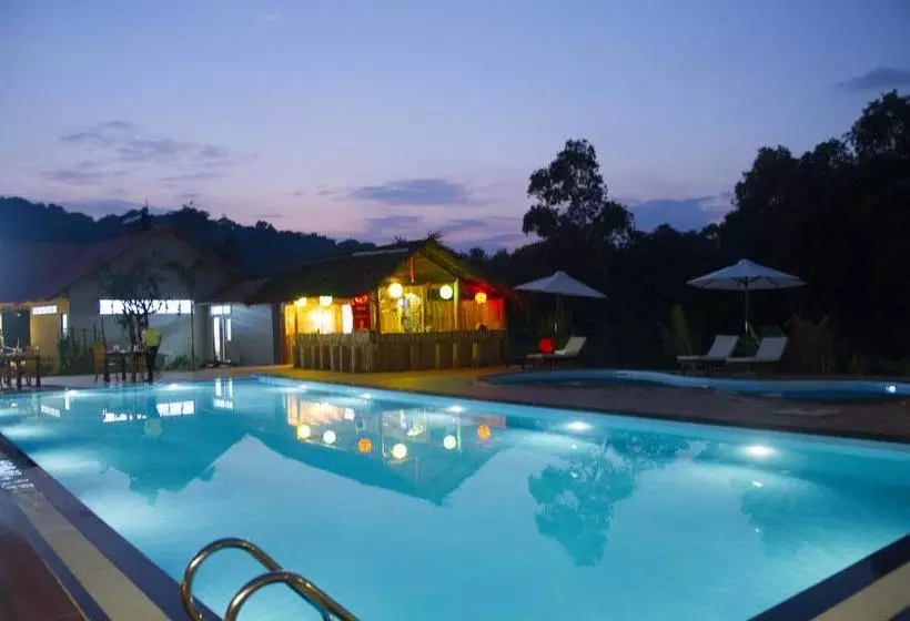 Ong Lang Village Resort