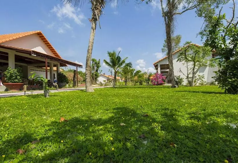 Ong Lang Village Resort
