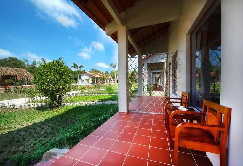 Ong Lang Village Resort