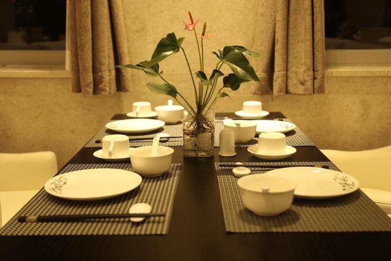 Bailing International Hotel And Apartment