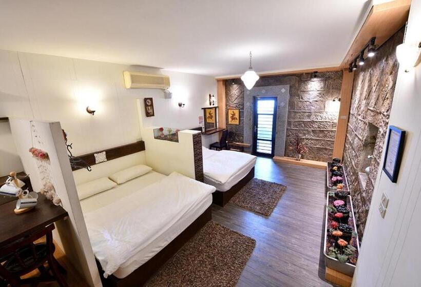 تختخواب و صبحانه Winsor S Hanguan