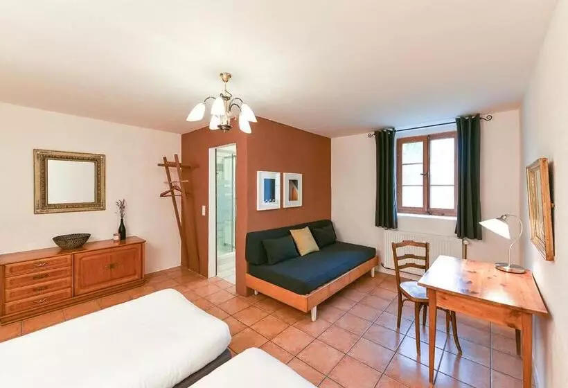 Hotelli Auberge La Plaine