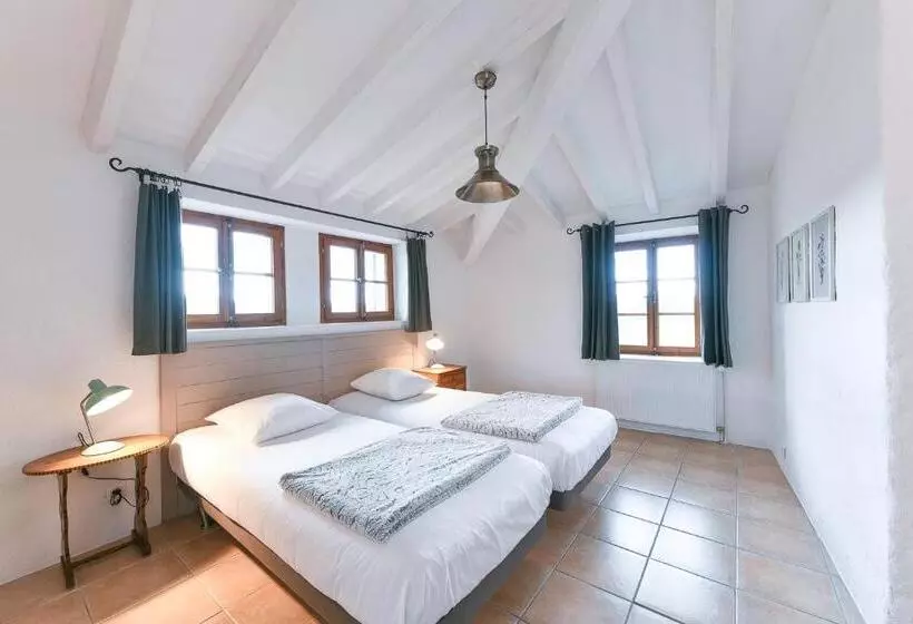 Hotelli Auberge La Plaine